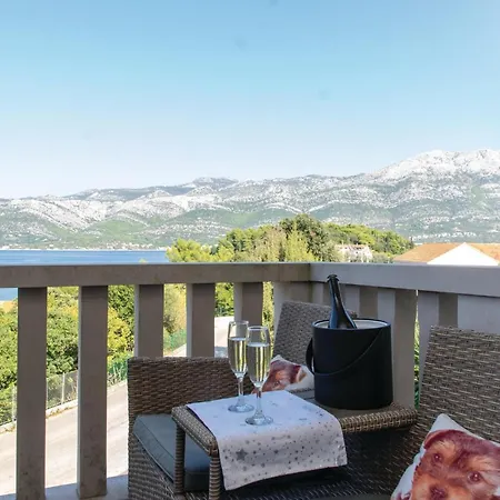 Apartment Cozy Apartment In Zrnovo With Kitchen